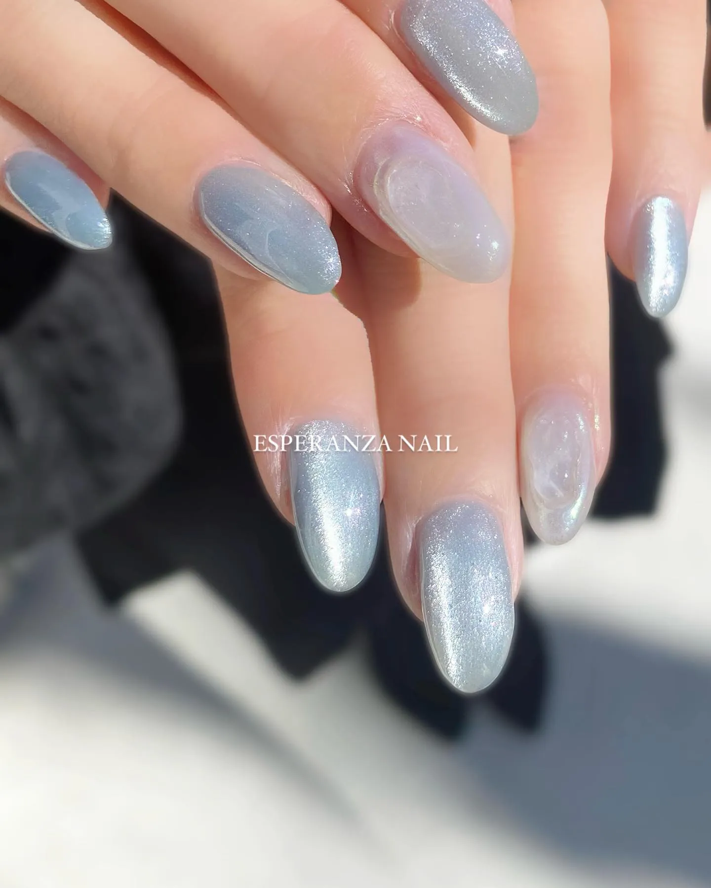 足立区エスペランサでビジューネイルで華やかにしませんか？