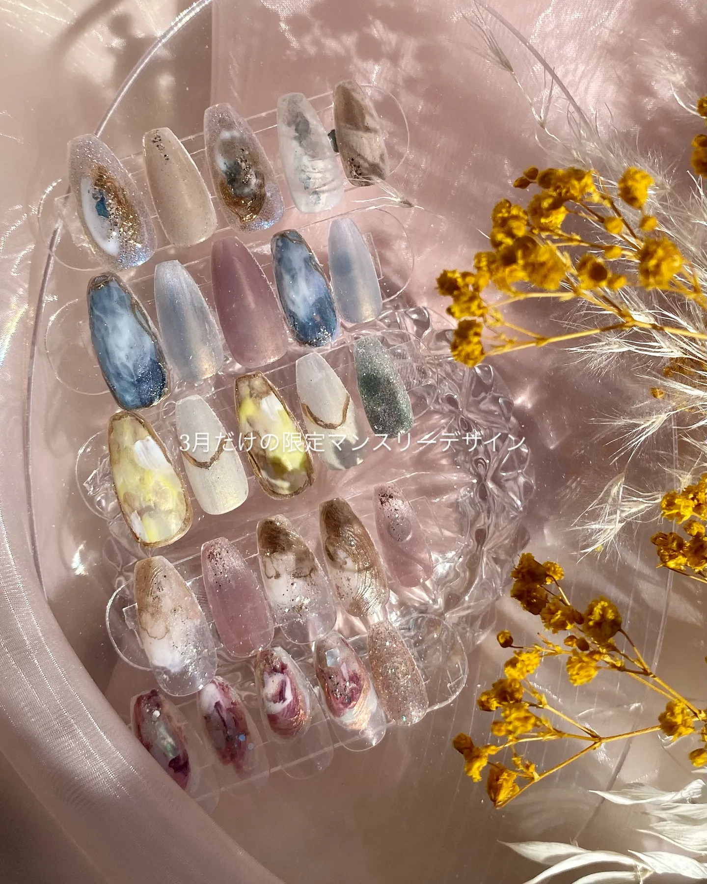 人気の各種定額デザイン!卒業式にもピッタリなイベントネイルを...